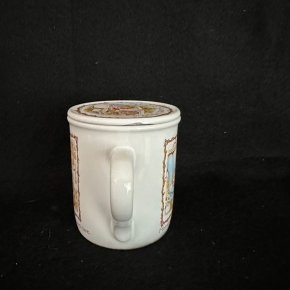 Hallmark, vintage ceramic mug with lid - Picture 3 of 6